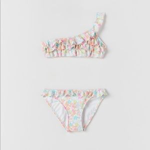 Zara. Swimsuit 11-12 years. NEW